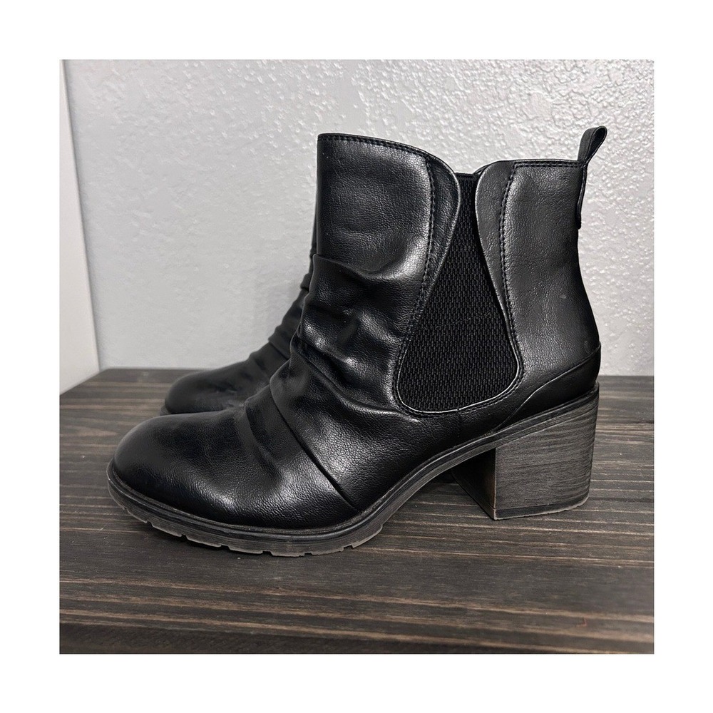Black Moto Boots Size 8.5 Edgy Grunge Biker Ankle Boot Alt